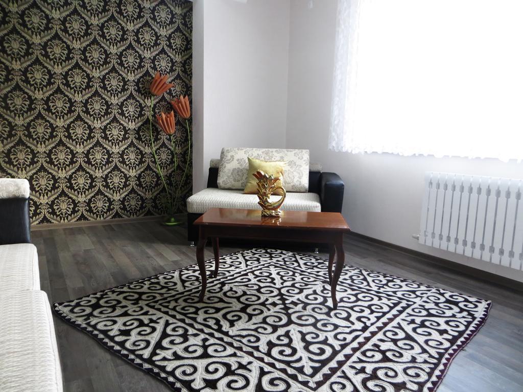 Maximus Apartament Μπισκέκ Εξωτερικό φωτογραφία