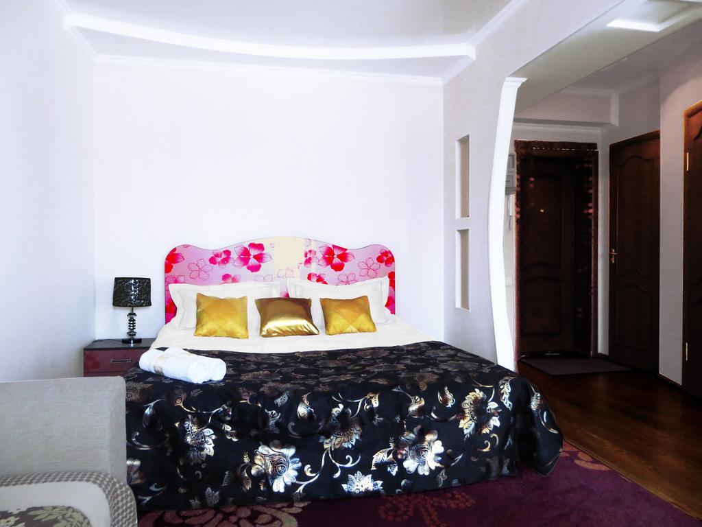 Maximus Apartament Μπισκέκ Εξωτερικό φωτογραφία